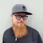 Dwight wears our Snapback Shamchor in black mottled